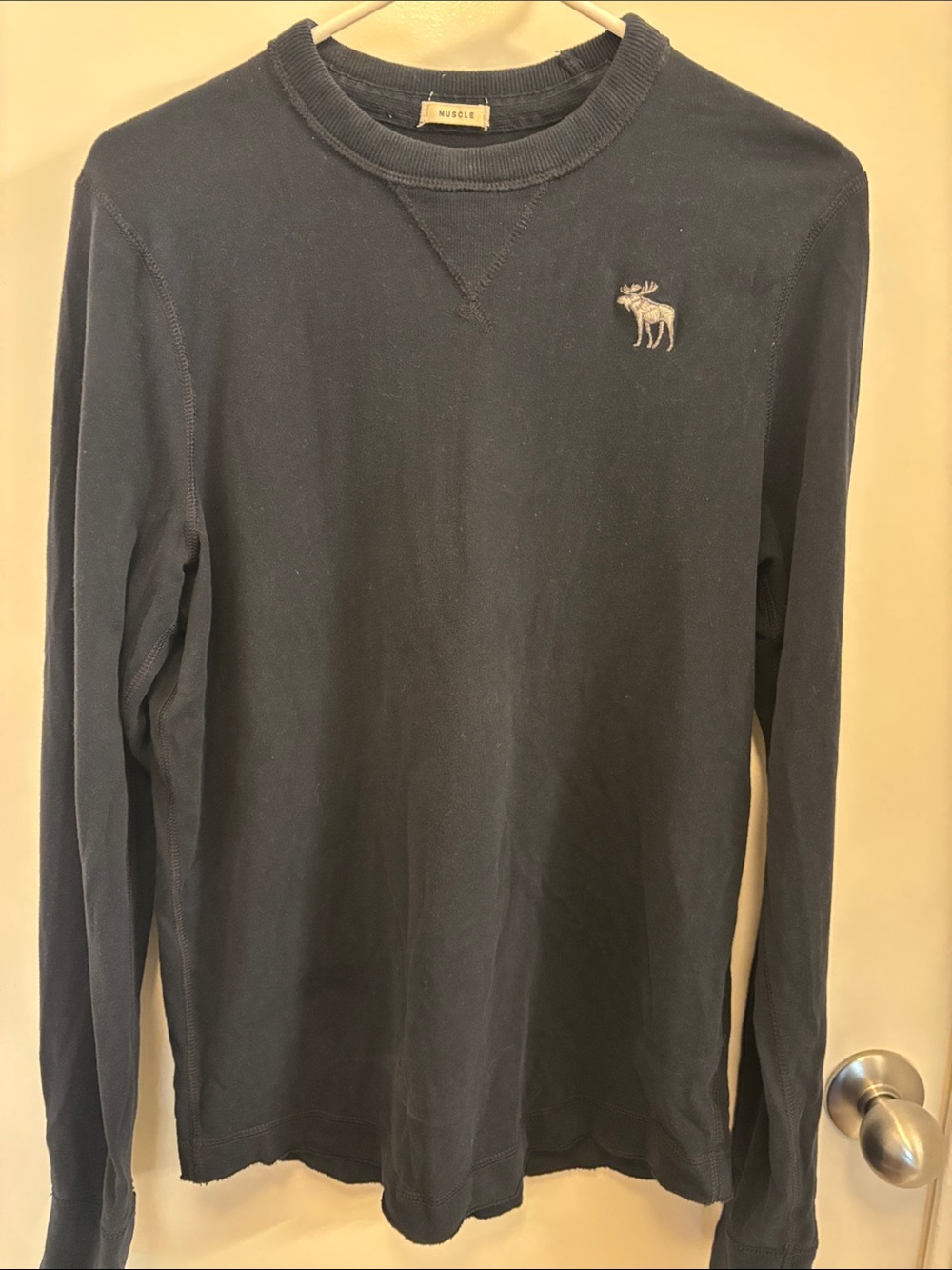 Abercrombie & Fitch Men's Navy Long-Sleeve Crewneck Sweatshirt with Moose Logo